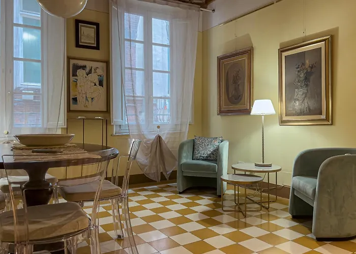 Bed and Breakfast A Palazzo Busdraghi Residenza D'Epoca Lucca